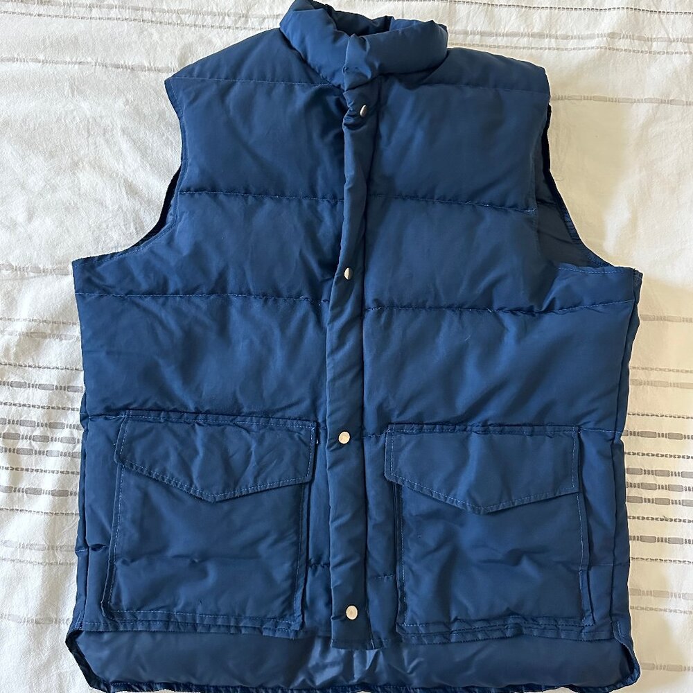 L.L. Bean Men's Vintage Navy Blue Goose Down Vest Large